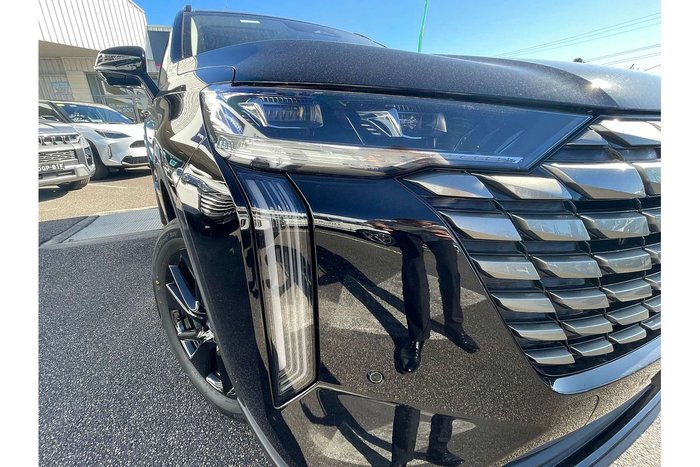 2025 GWM Haval H6 Ultra Hybrid B01 Golden Black (8T01)