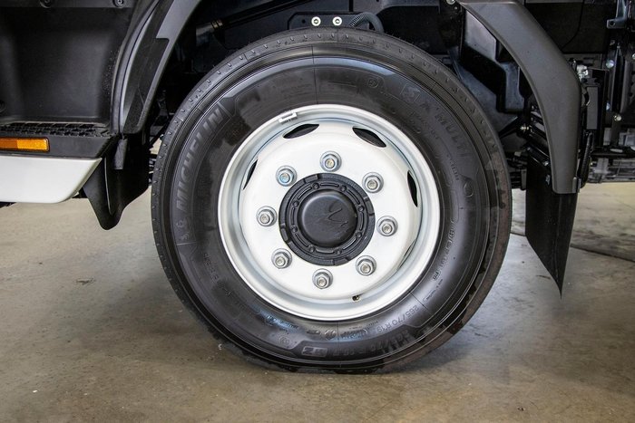 2025 Isuzu F Series FSR 140/120-240 AM R56