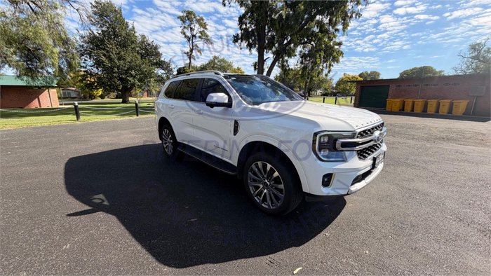 2024 Ford Everest Platinum
