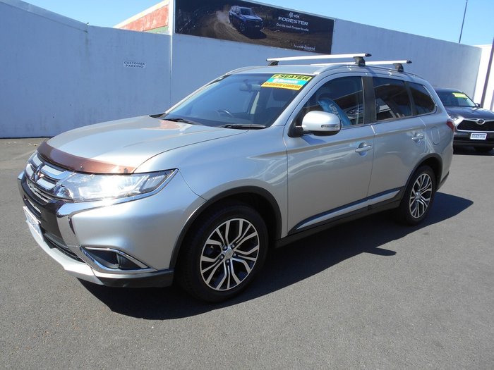 2017 Mitsubishi Outlander LS