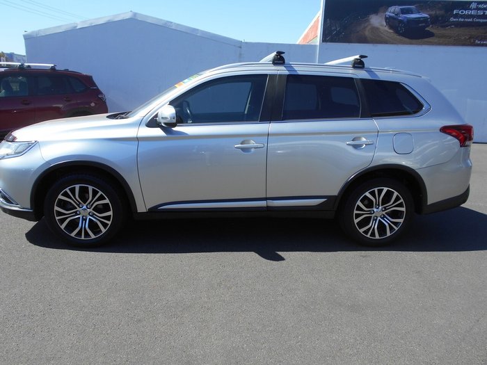 2017 Mitsubishi Outlander LS