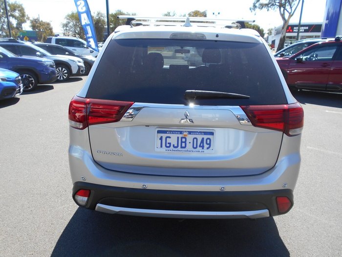 2017 Mitsubishi Outlander LS