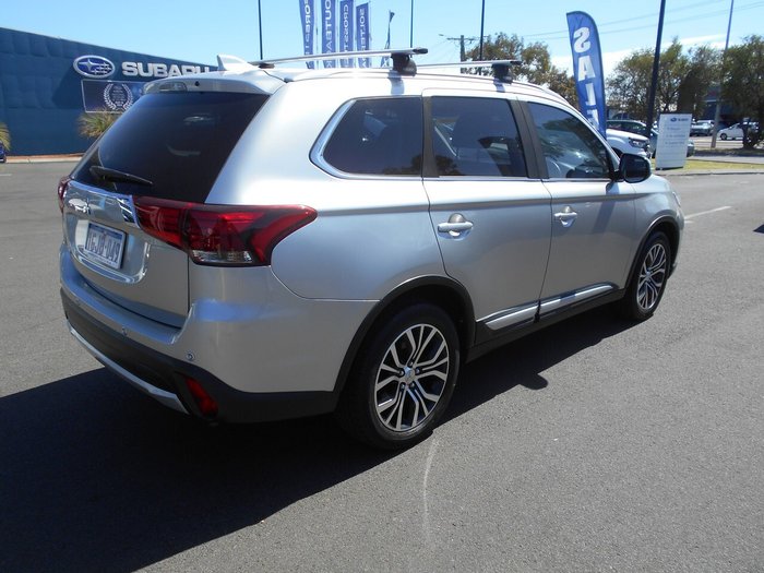 2017 Mitsubishi Outlander LS