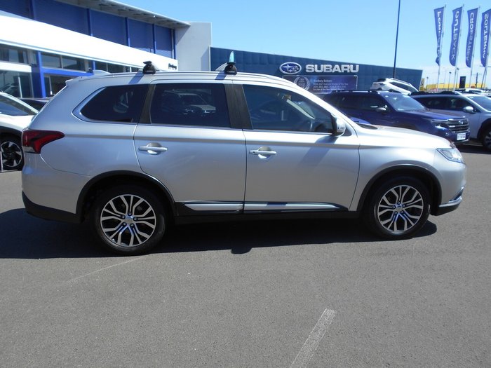 2017 Mitsubishi Outlander LS