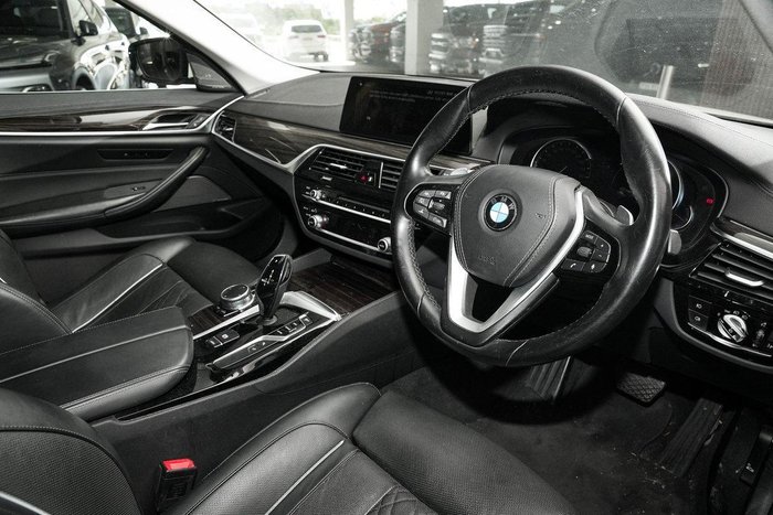 2018 BMW 5 Series 530d Luxury Line