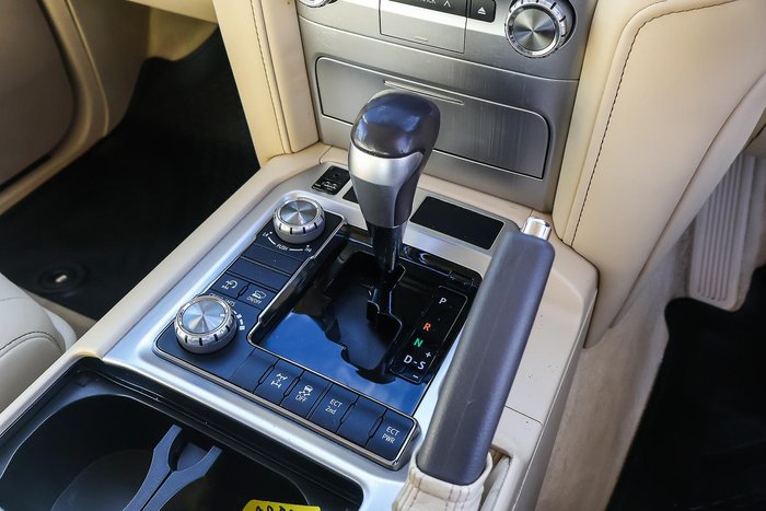 2017 Toyota Landcruiser VX