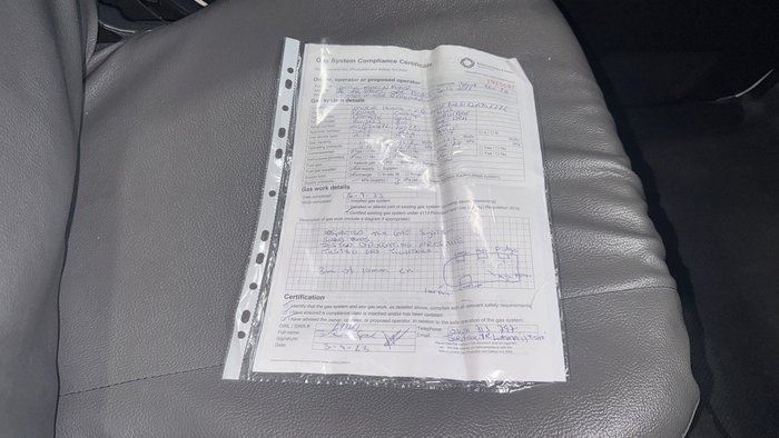 2011 Toyota Hiace Commuter