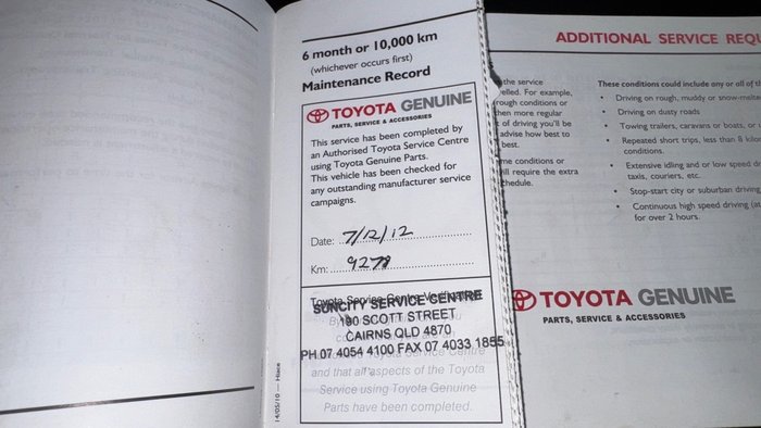 2011 Toyota Hiace Commuter