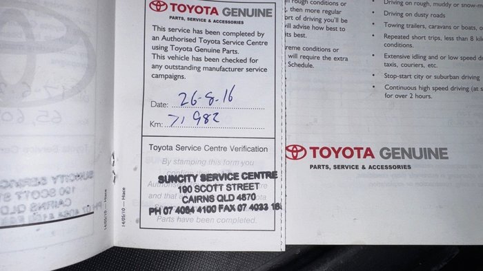 2011 Toyota Hiace Commuter