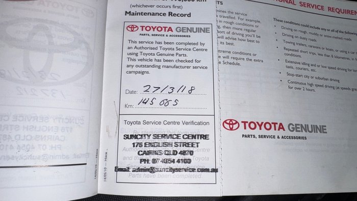 2011 Toyota Hiace Commuter