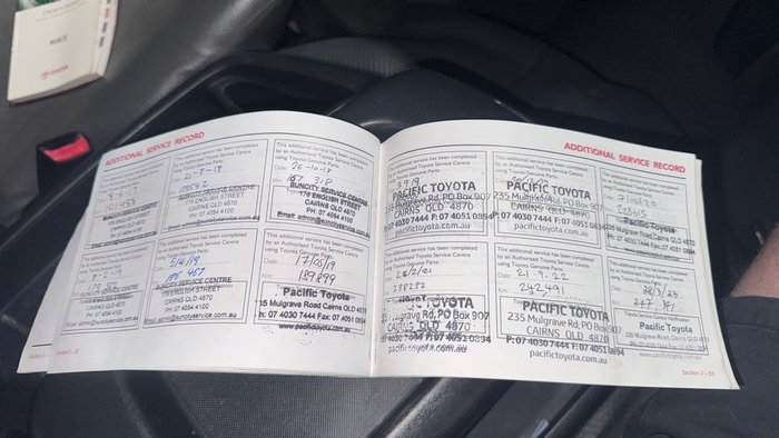 2011 Toyota Hiace Commuter