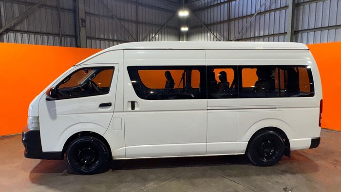 2011 Toyota Hiace Commuter