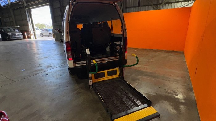 2011 Toyota Hiace Commuter