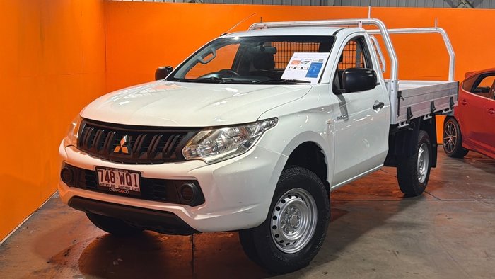 2016 Mitsubishi Triton GLX