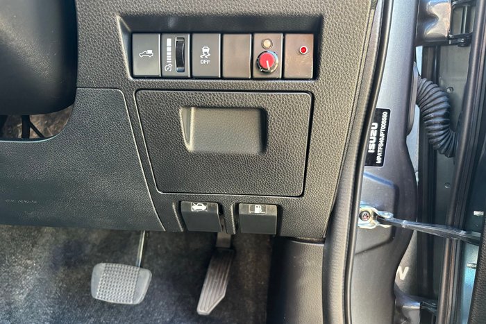 2022 Isuzu D-MAX X-TERRAIN