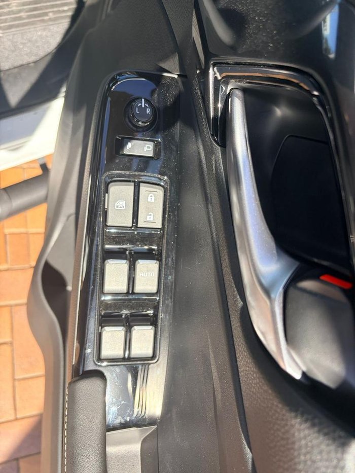 2025 Isuzu D-MAX BLADE