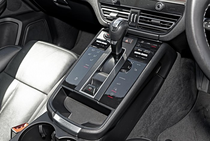 2023 Porsche Macan