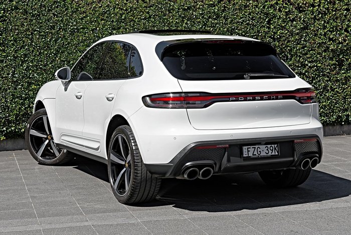 2023 Porsche Macan