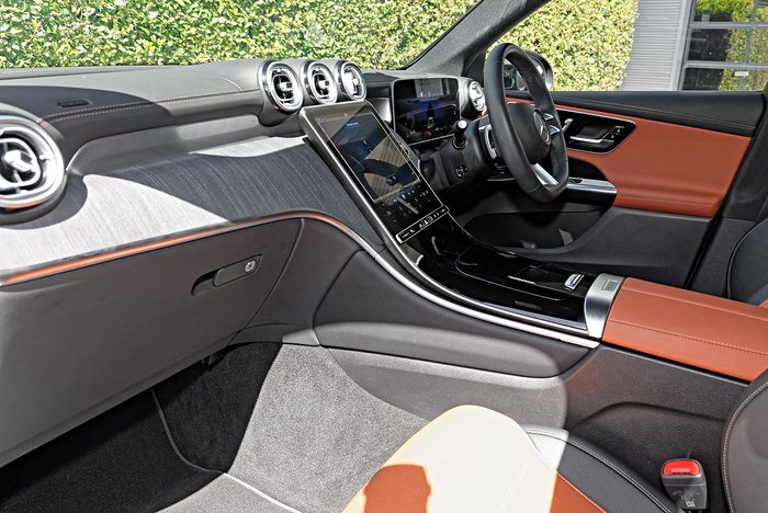 2024 Mercedes-Benz GLC-Class GLC300