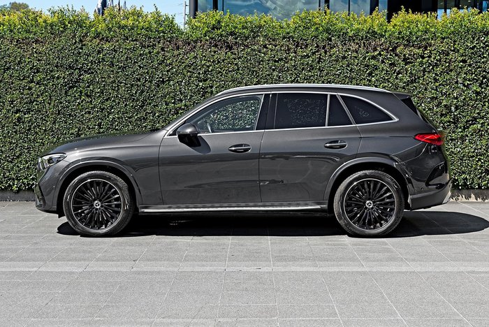 2024 Mercedes-Benz GLC-Class GLC300