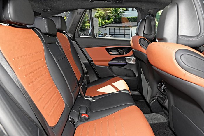 2024 Mercedes-Benz GLC-Class GLC300