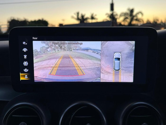 2021 Mercedes-Benz GLC-Class GLC300