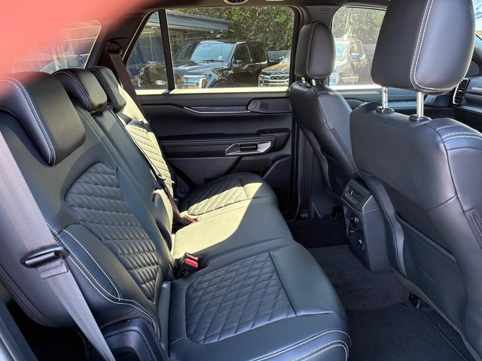 2026 Ford Everest Platinum