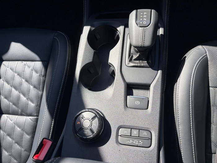 2026 Ford Everest Platinum