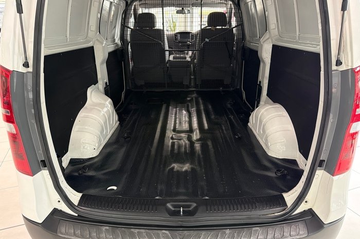 2018 Hyundai iLoad 3S Liftback