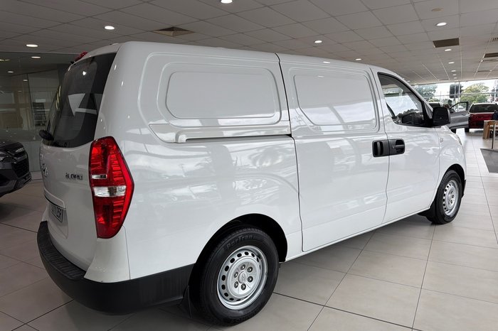 2018 Hyundai iLoad 3S Liftback