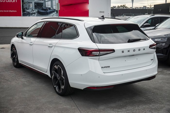 2025 SKODA Superb 195TSI Sportline
