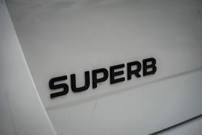 2025 SKODA Superb 195TSI Sportline