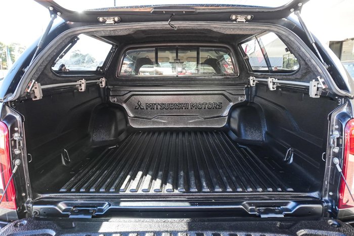 2022 Mitsubishi Triton GSR