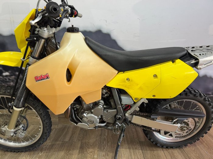 2017 Suzuki DR-Z400E YELLOW