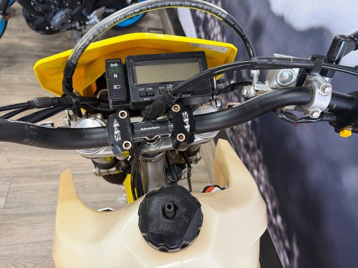 2017 Suzuki DR-Z400E YELLOW