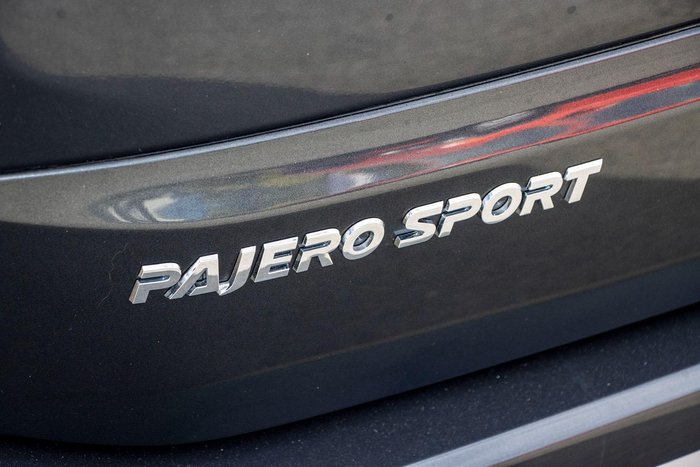 2022 Mitsubishi Pajero Sport GLX