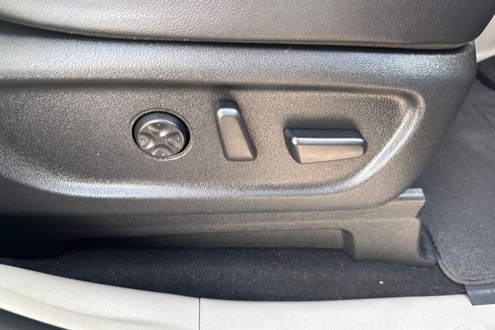 2020 Kia Carnival Si