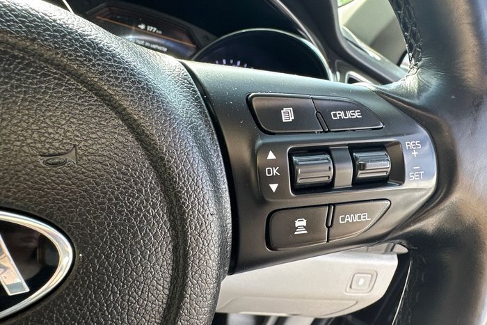 2020 Kia Carnival Si