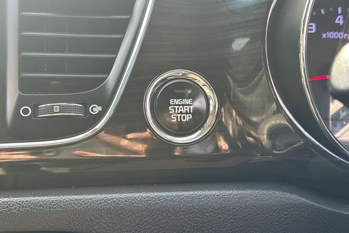 2020 Kia Carnival Si