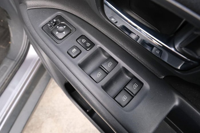 2018 Mitsubishi Outlander ES