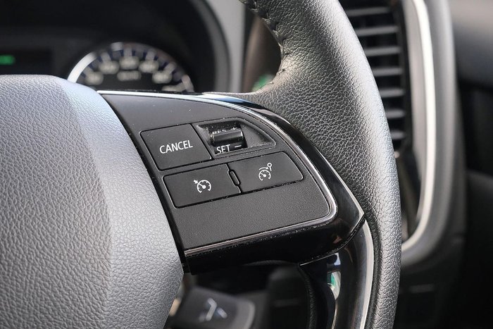 2018 Mitsubishi Outlander ES