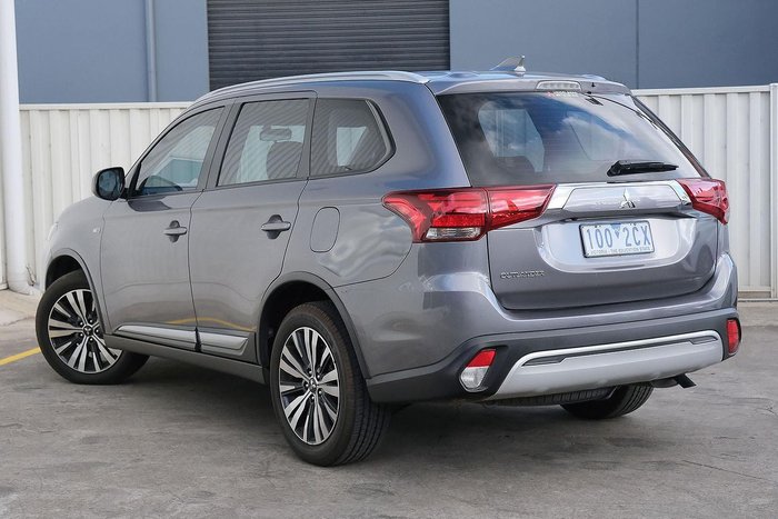 2018 Mitsubishi Outlander ES