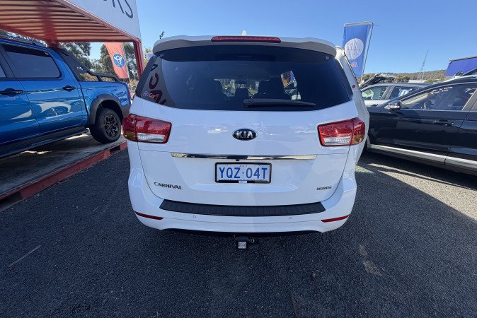 2016 KIA CARNIVAL SLi
