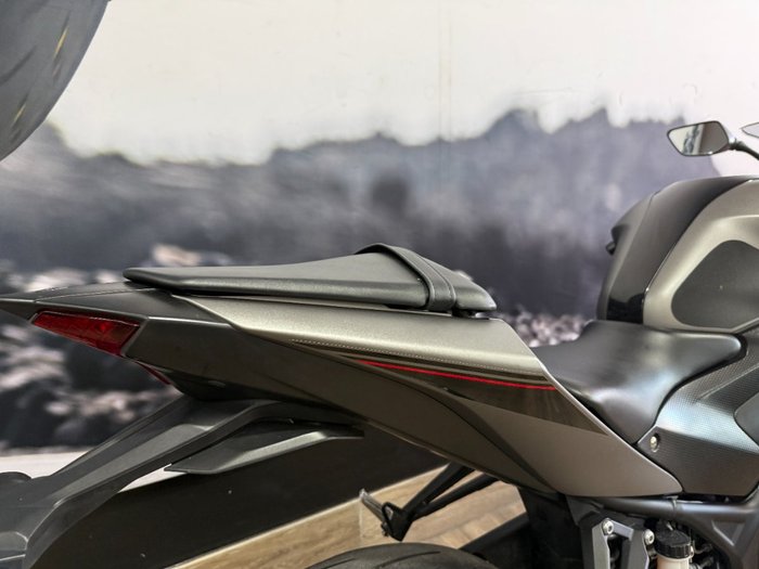 2016 Yamaha YZF-R3 Black