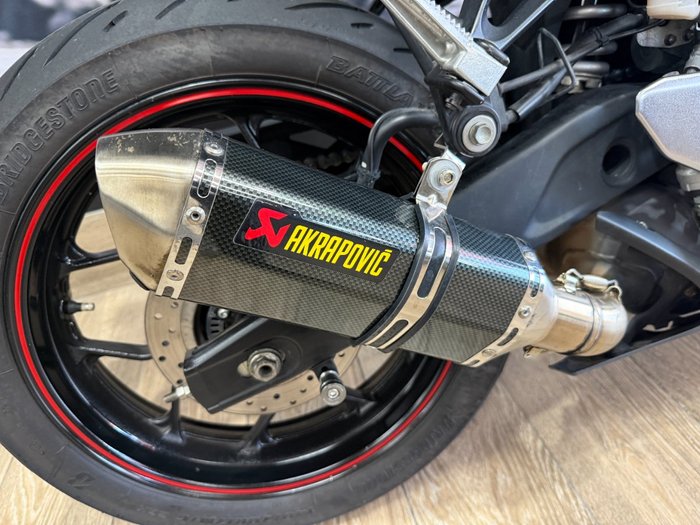 2016 Yamaha YZF-R3 Black