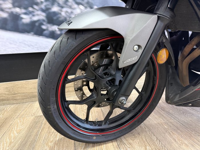 2016 Yamaha YZF-R3 Black