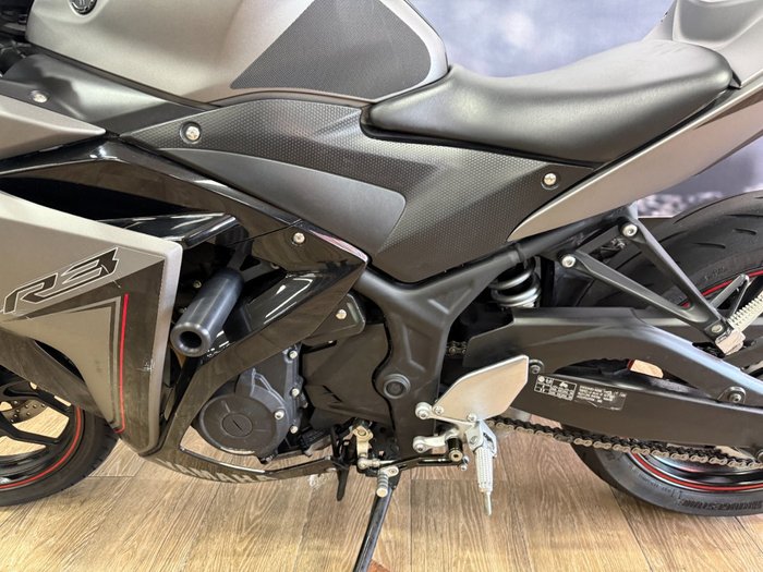 2016 Yamaha YZF-R3 Black