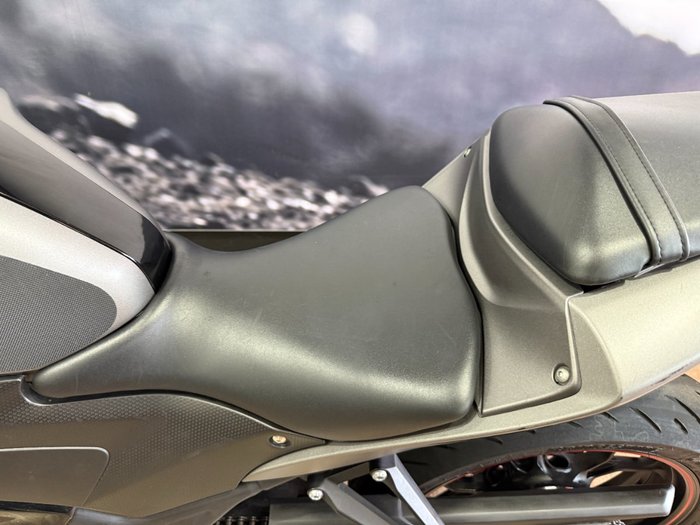 2016 Yamaha YZF-R3 Black