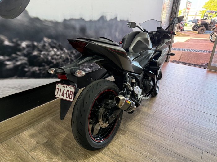 2016 Yamaha YZF-R3 Black