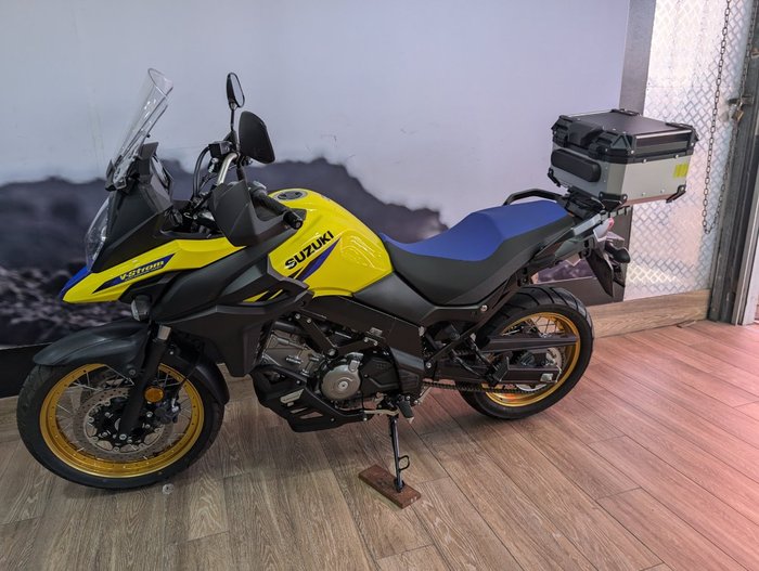 2024 Suzuki V-STROM 650XT (DL650XA) YELLOW